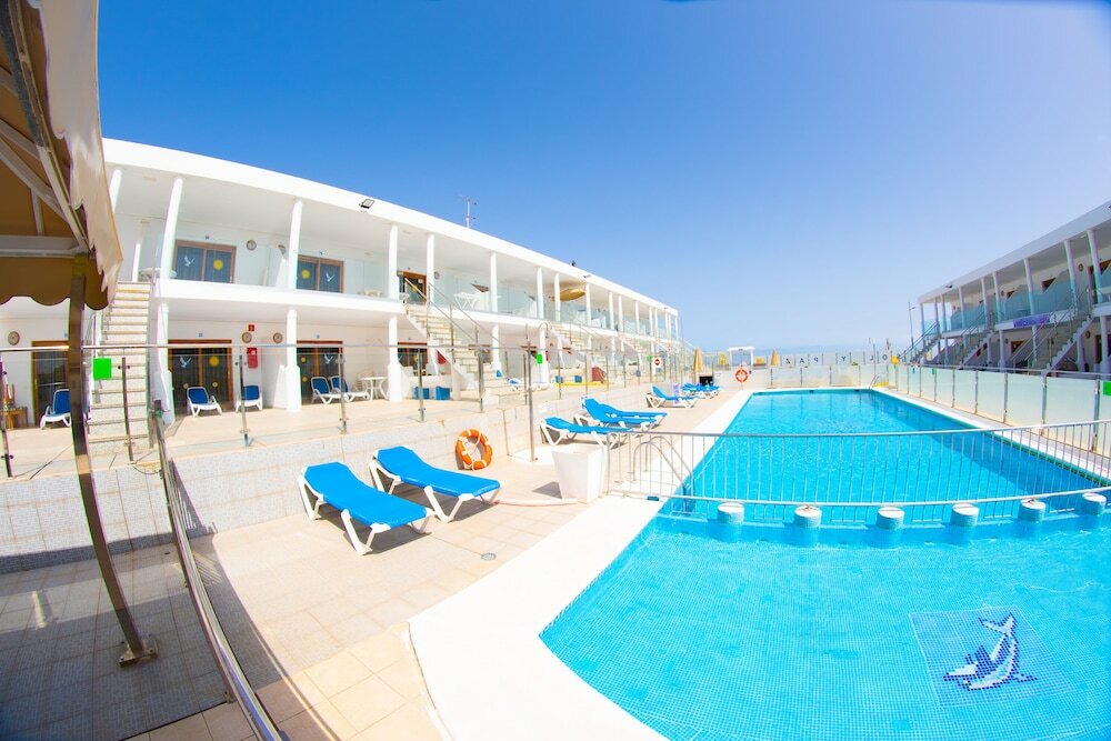 Фото Apartamentos Sol y Paz