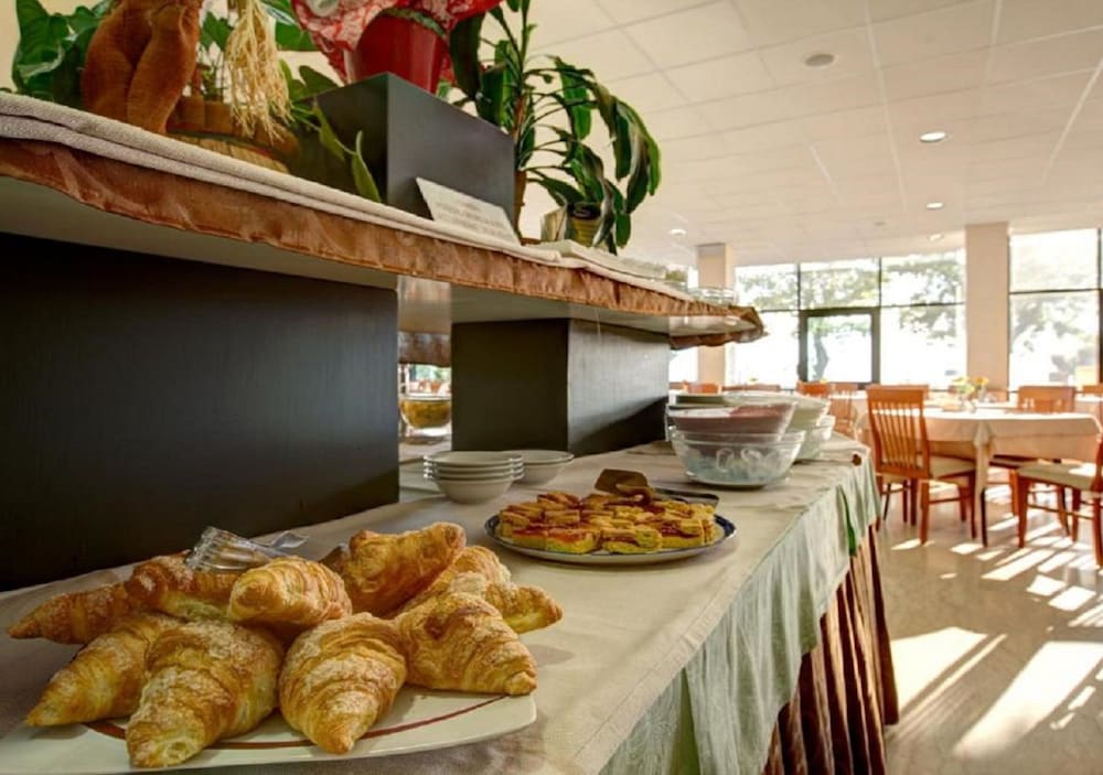 Фото Hotel Atlas