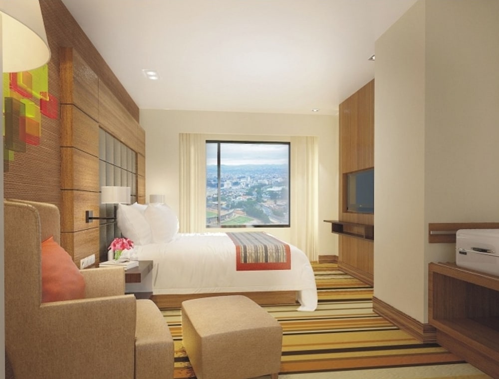 Фото Holiday Inn Dhaka City Centre