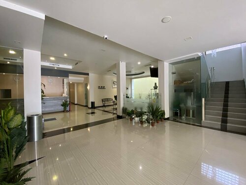 Гостиница Hotel Kharisma в Мадиуне