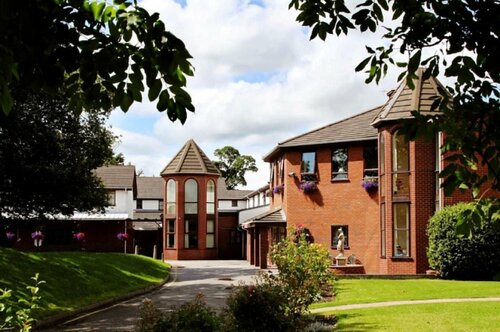 Гостиница Beaufort Park Hotel в Уэльсе