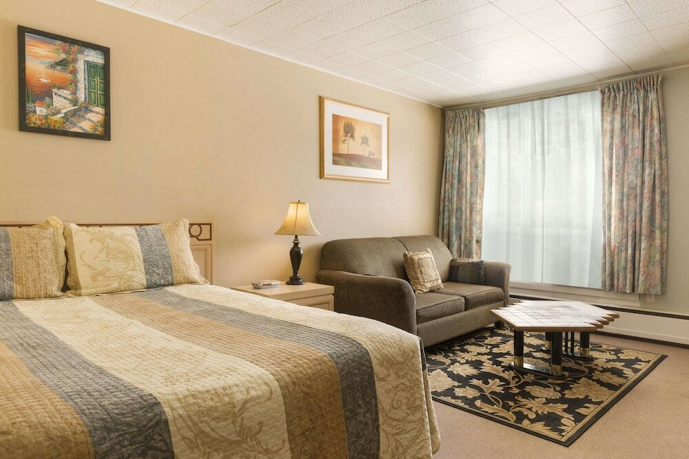 Фото Thriftlodge Cochrane South