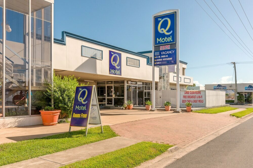Hotel The Q Motel, Rockhampton, photo