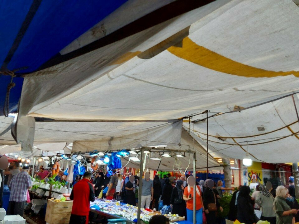 سوق Mustafa Kemal Pasha Friday Market ، اسطنبول، صورة