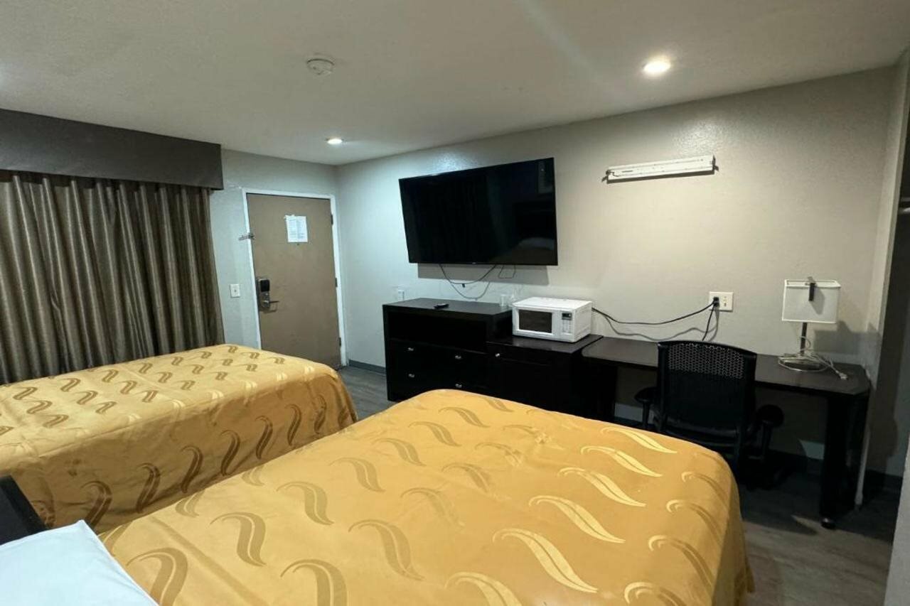 Фото El Cajon Inn & Suites