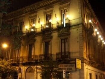 Апартаменты Hotel San Michele Inn в Катании