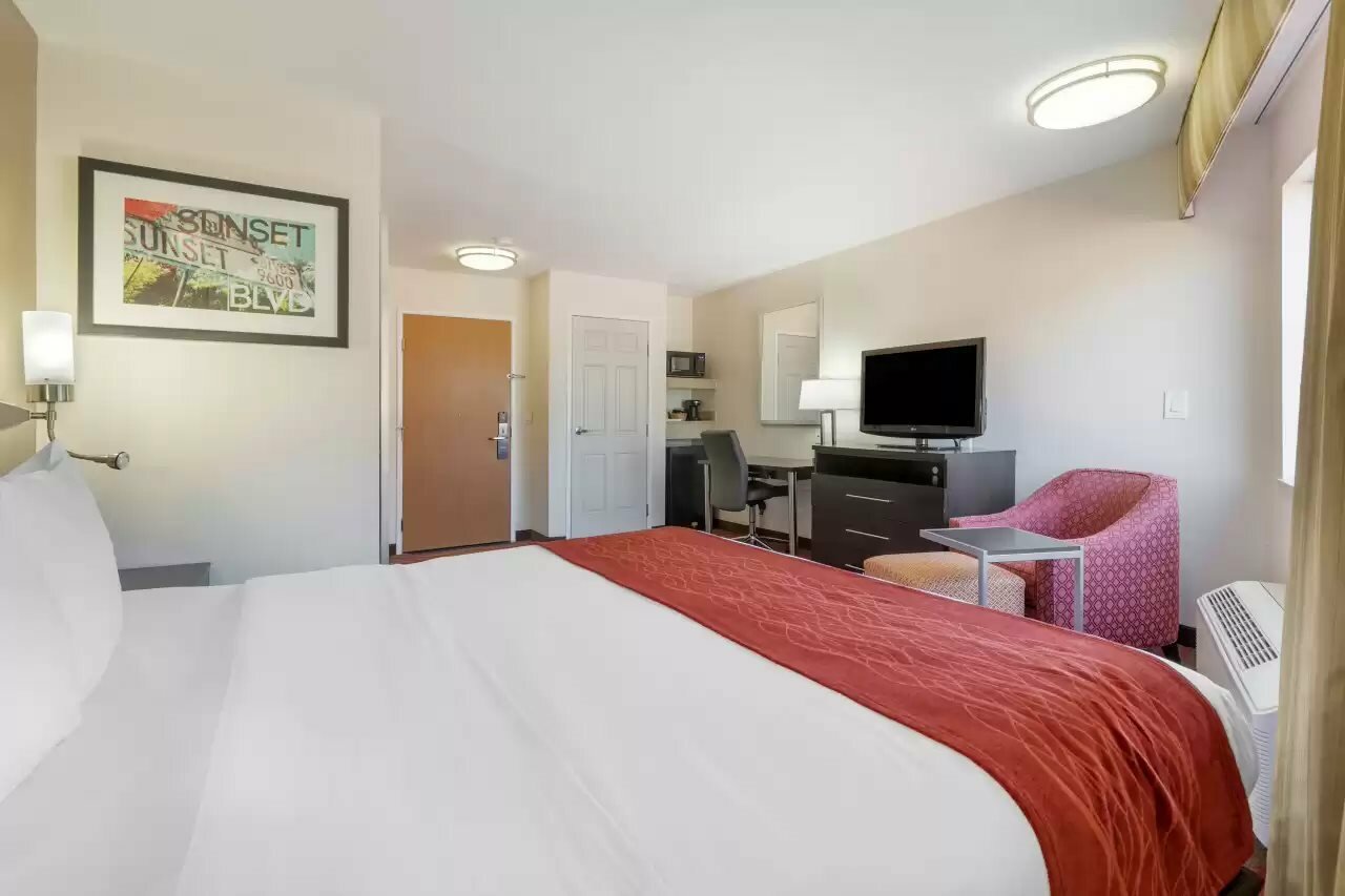 Фото Comfort Inn Los Angeles near Hollywood