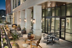 Гостиница Valley Hotel Homewood Birmingham, Curio Collection by Hilton