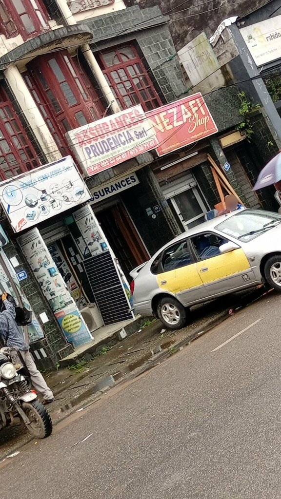 Computer store Donald Computers, Douala, photo