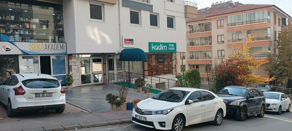 Bookstore Kadim Publishing Group, Ankara, photo