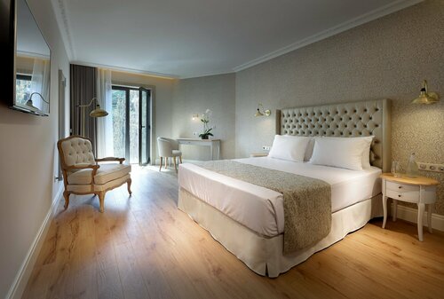 Гостиница Eurostars Porto Douro в Порту