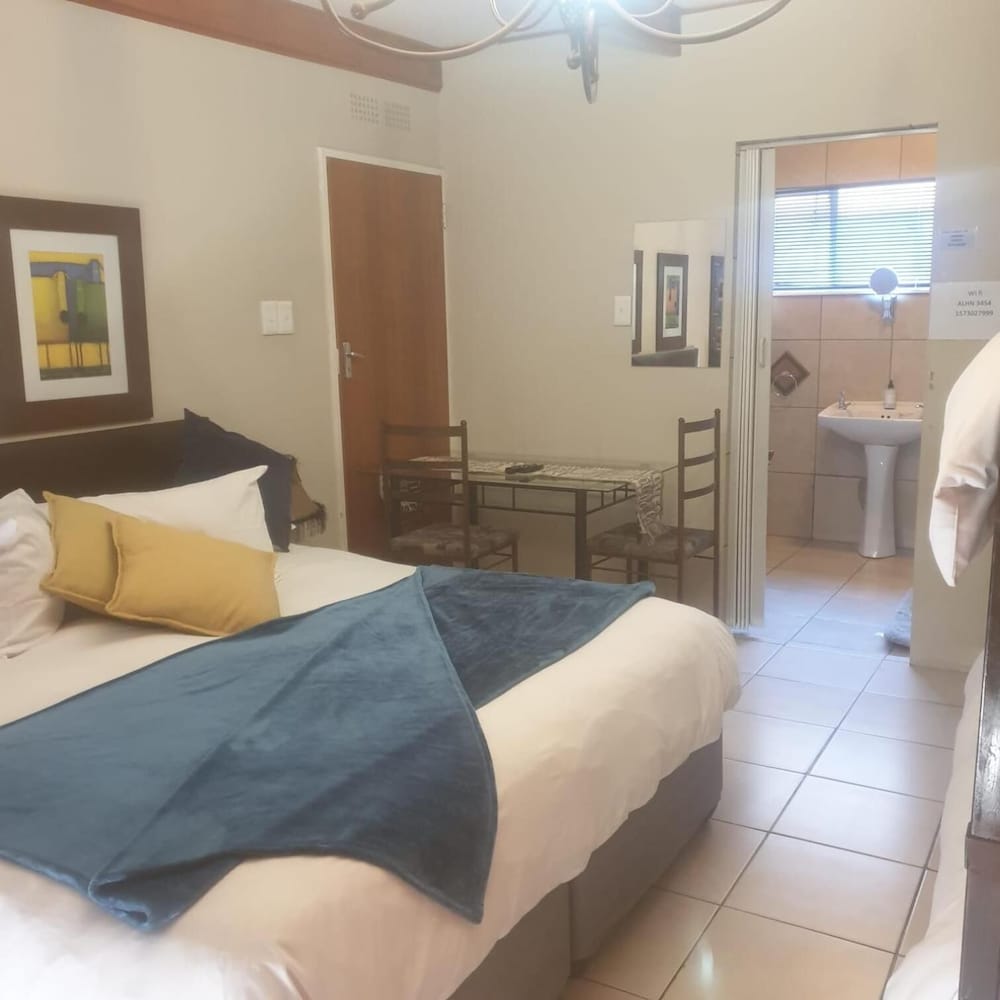 Фото Angels Haven Guesthouse