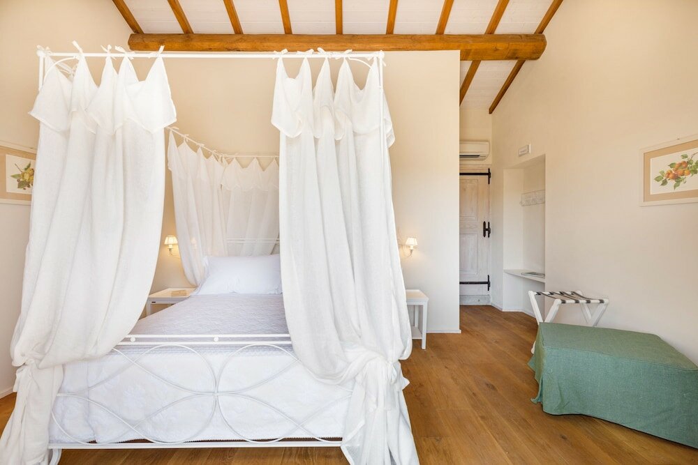 Фото Tenuta Petra Bianca