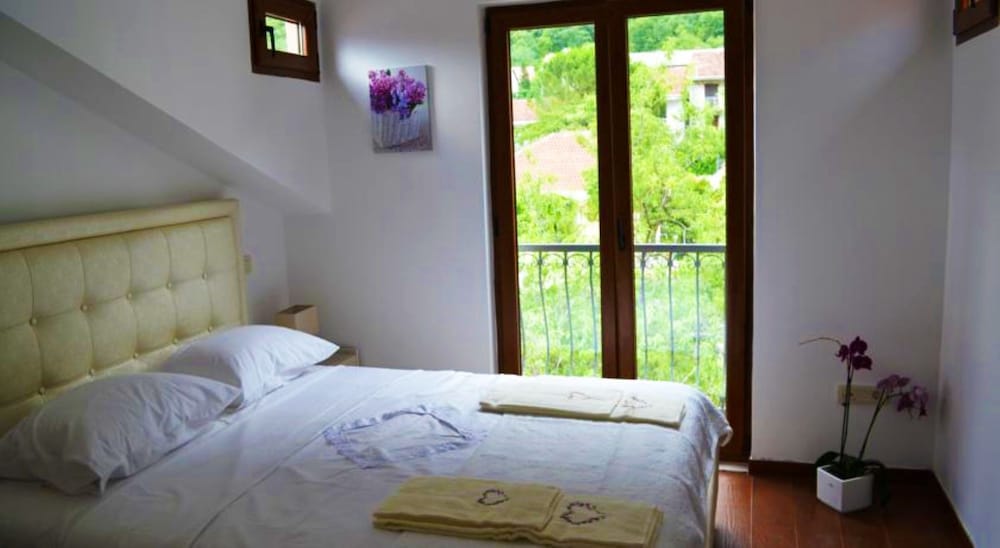 Фото Bocche di Cattaro Apartments