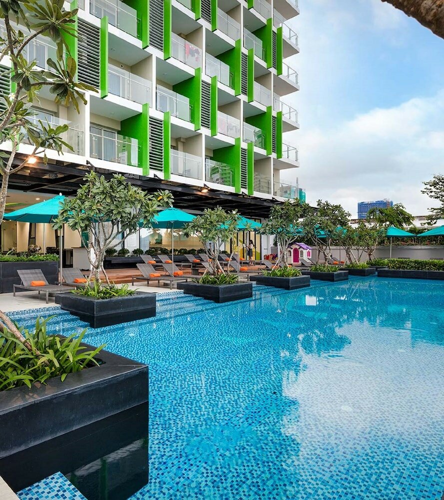 Фото отеля 2