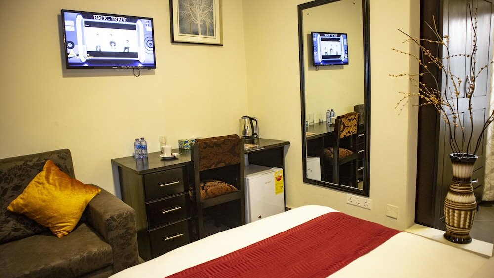 Фото Ssnit Guest House