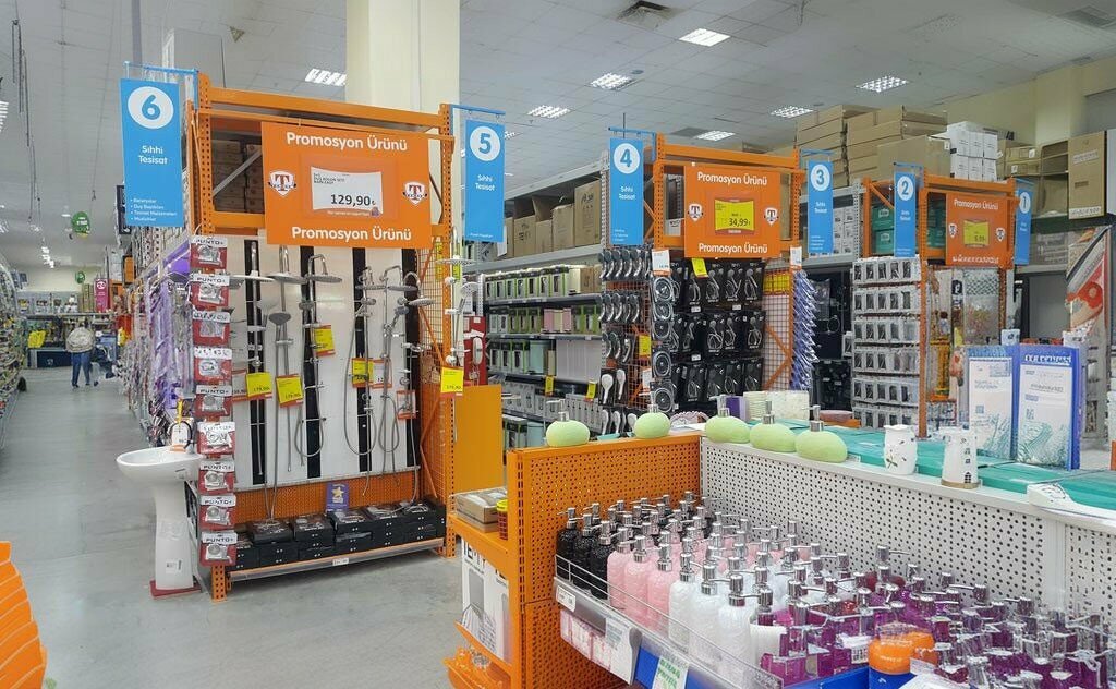 Hardware store Tekzen, Gaziantep, photo