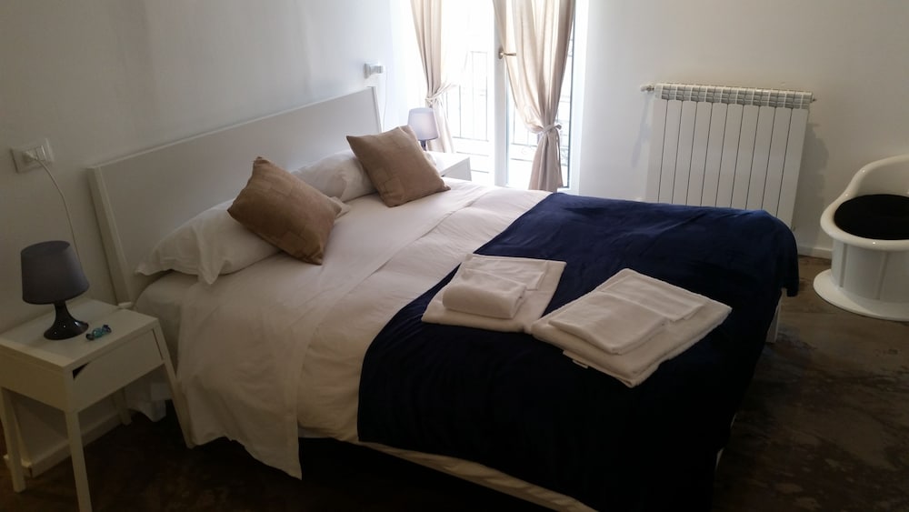 Фото Palermo Rooms