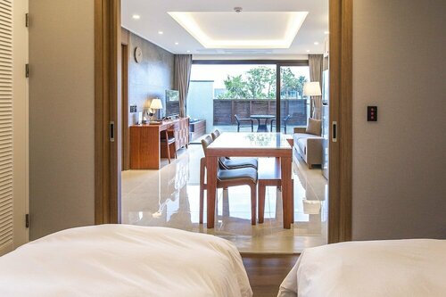 Гостиница Leeum Island SPA & Pool Villa