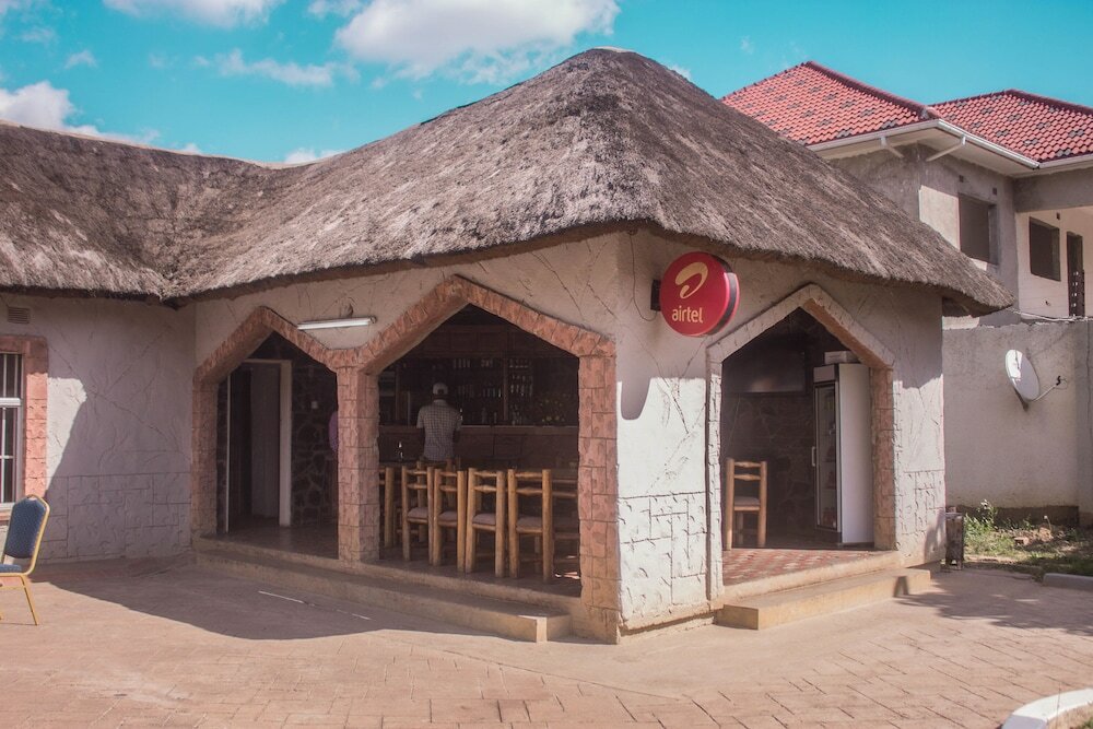 Фото отеля 2