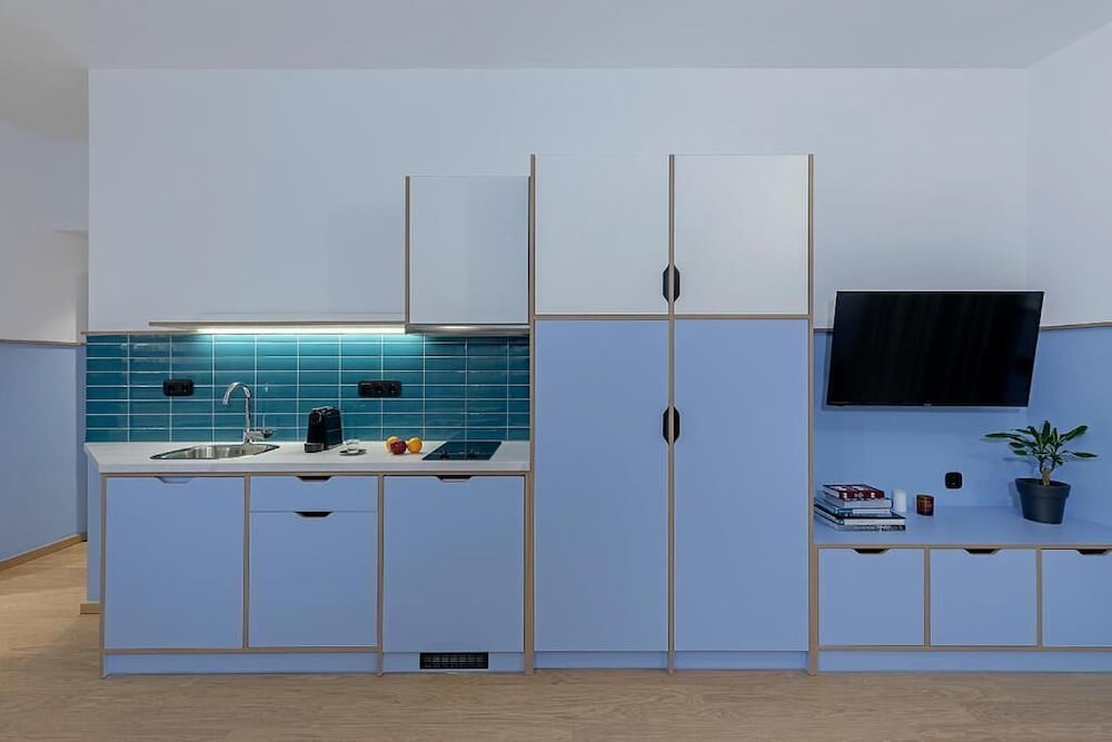 Фото Acro Urban Suites