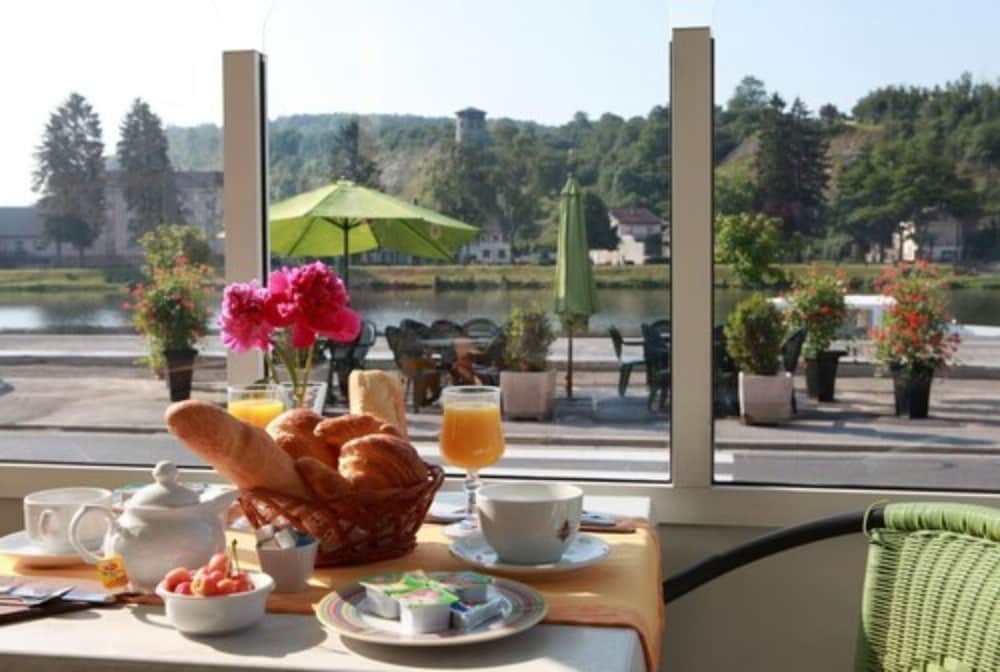 Фото Hôtel Le Roosevelt