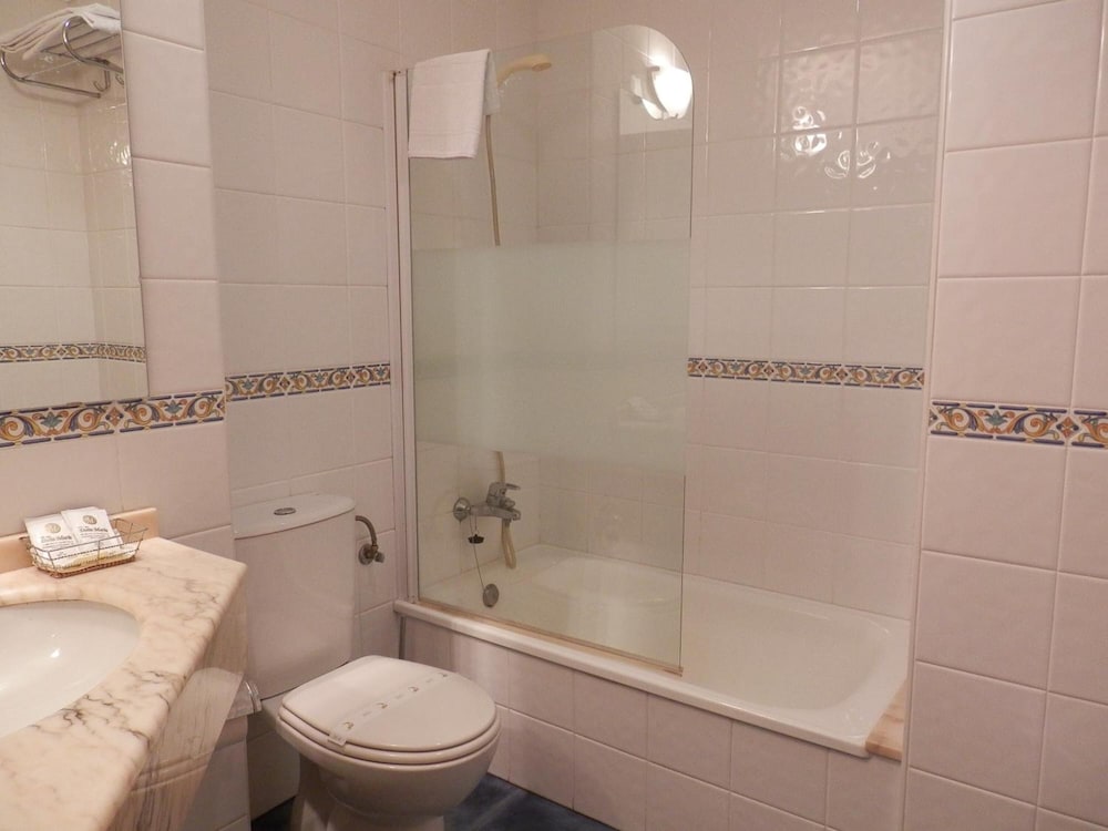 Фото Hotel Doña María