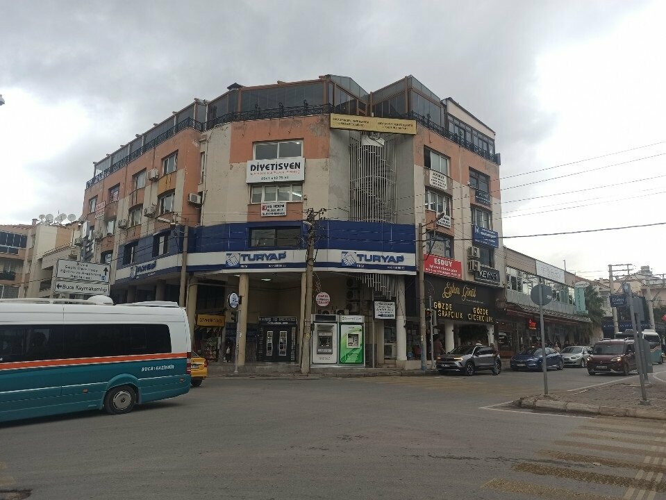 Insurance broker Allianz, Izmir, photo