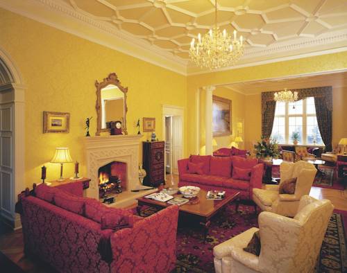 Фото Glenapp Castle