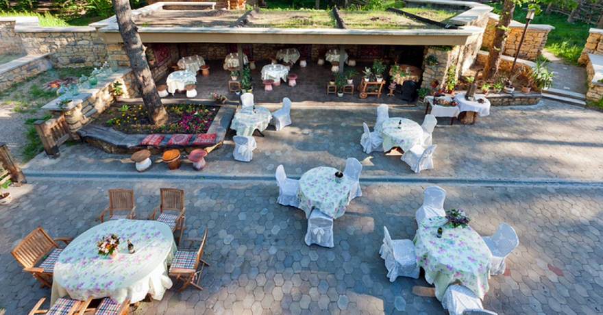 Фото Каморка с Лежанкой у окна