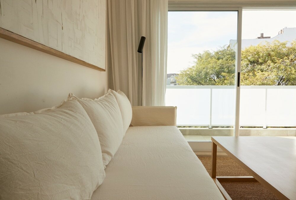 Фото Stylish 2-Bedroom Retreat in Palermo