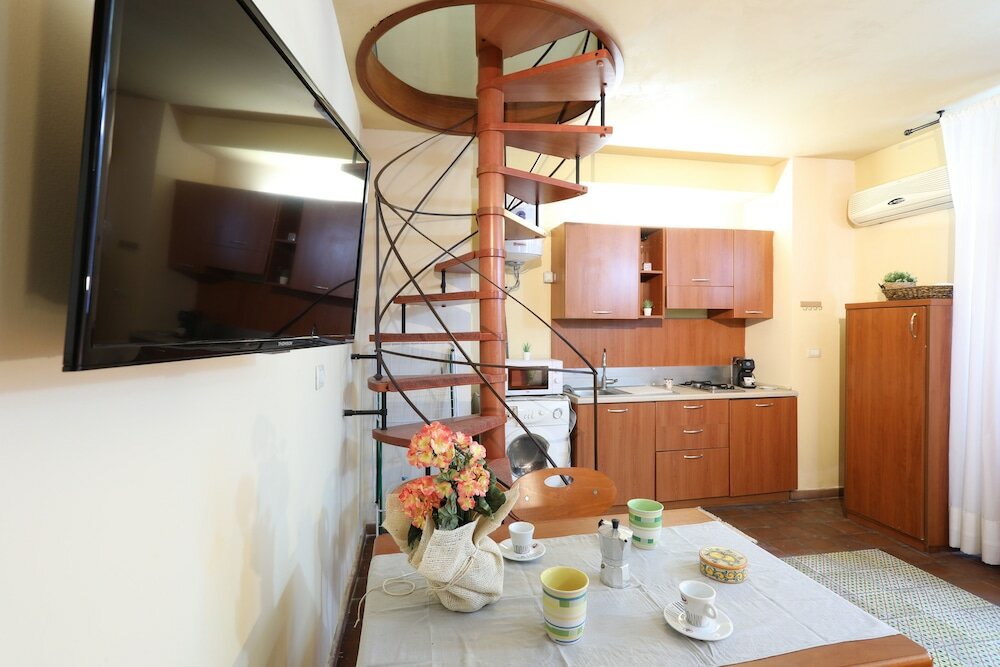 Фото Cozy Apartment On 2 Levels In The City Center