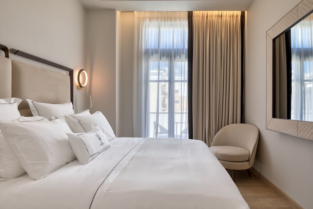 Фото Grand Hotel Kalamata