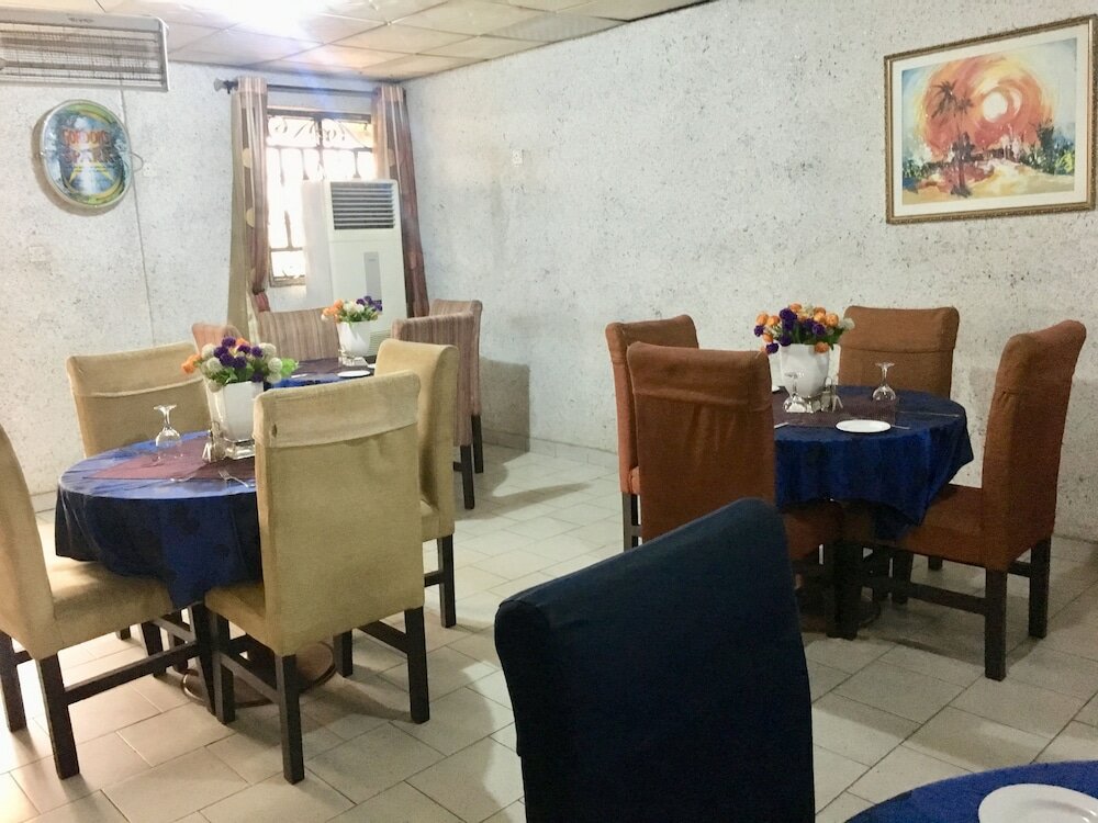 Фото Etal Hotels and Halls Lkeja