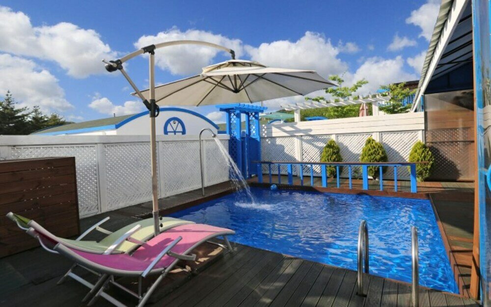 Фото Yangyang Lodes Pool Villa