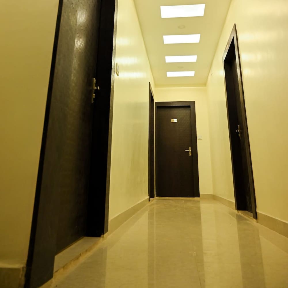 Фото Hotel Golden Bliss