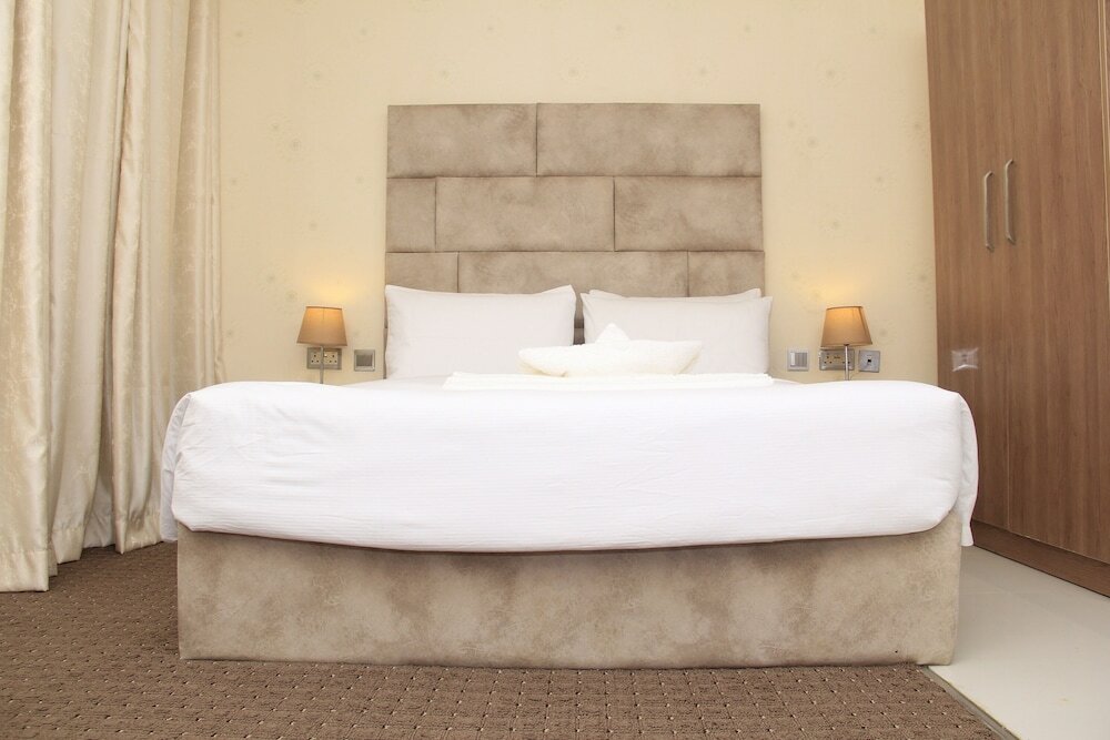 Фото Mt Deluxe Hotel Asaba