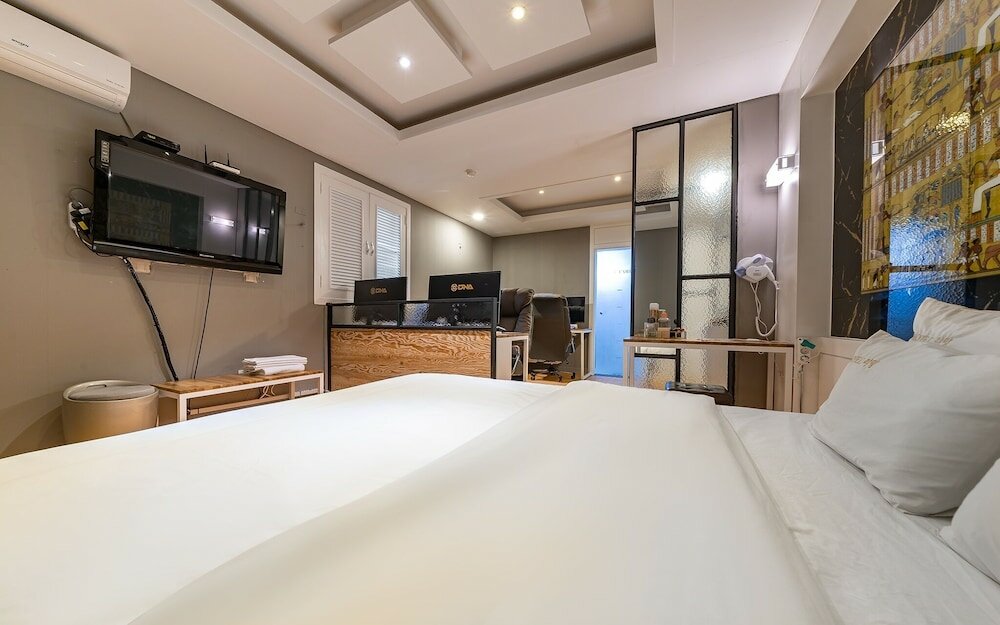 Фото Bucheon L'amant