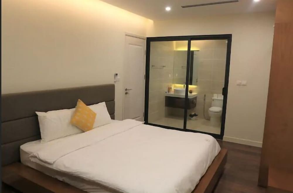 Фото Bayhomes Imperia Garden