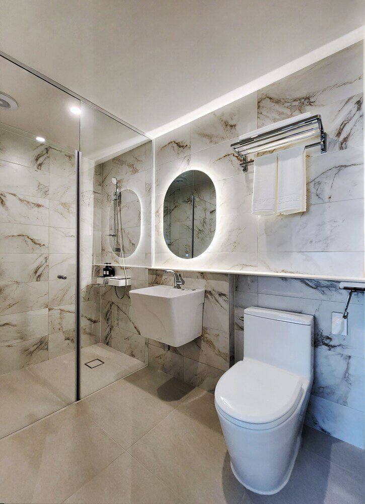 Фото Goldstone Hotel