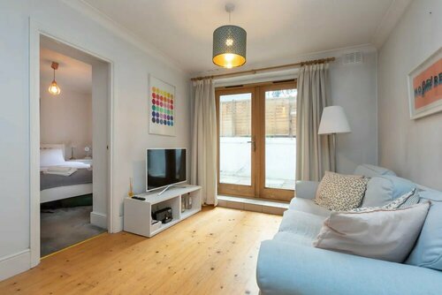 Гостиница Lovely 1 Bedroom Apartment in Colourful Notting Hill в Лондоне