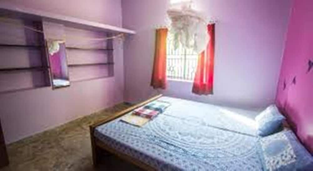 Фото Hari Om Gokarna Hotel