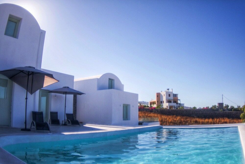 Фото White Element