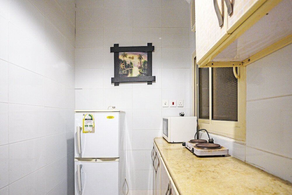 Фото Oyo 649 Al Thuraya Palace Apartments