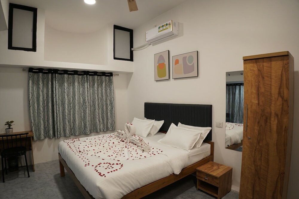 Фото Hotel Royal Accord