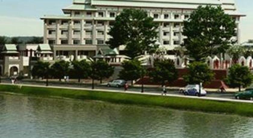 Фото Wangchan Riverview Hotel