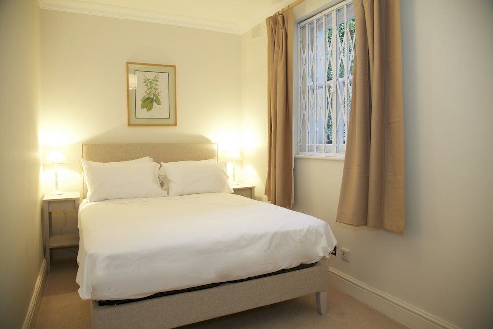 Фото A Place Like Home - Two Bedroom Flat near Gloucester Road