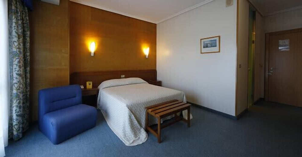 Фото Hotel Colón Tuy