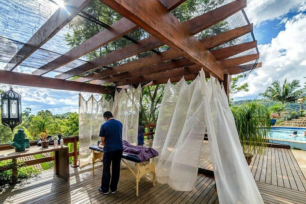 Фото Hospedaria Casa da Pedra