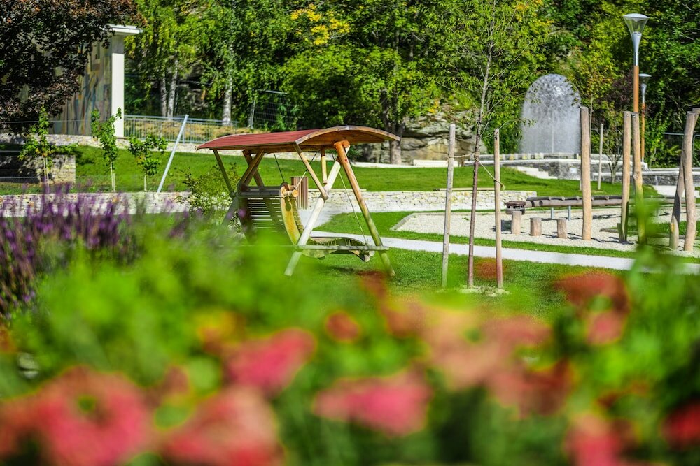 Фото Nuhr Medical - Hotel & Restaurant